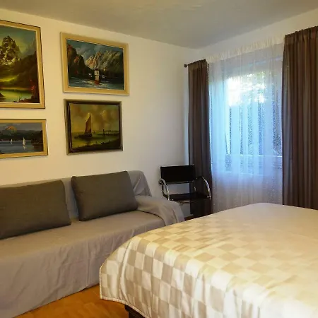 Ferienwohnung Rotkehlchen Апартаменты